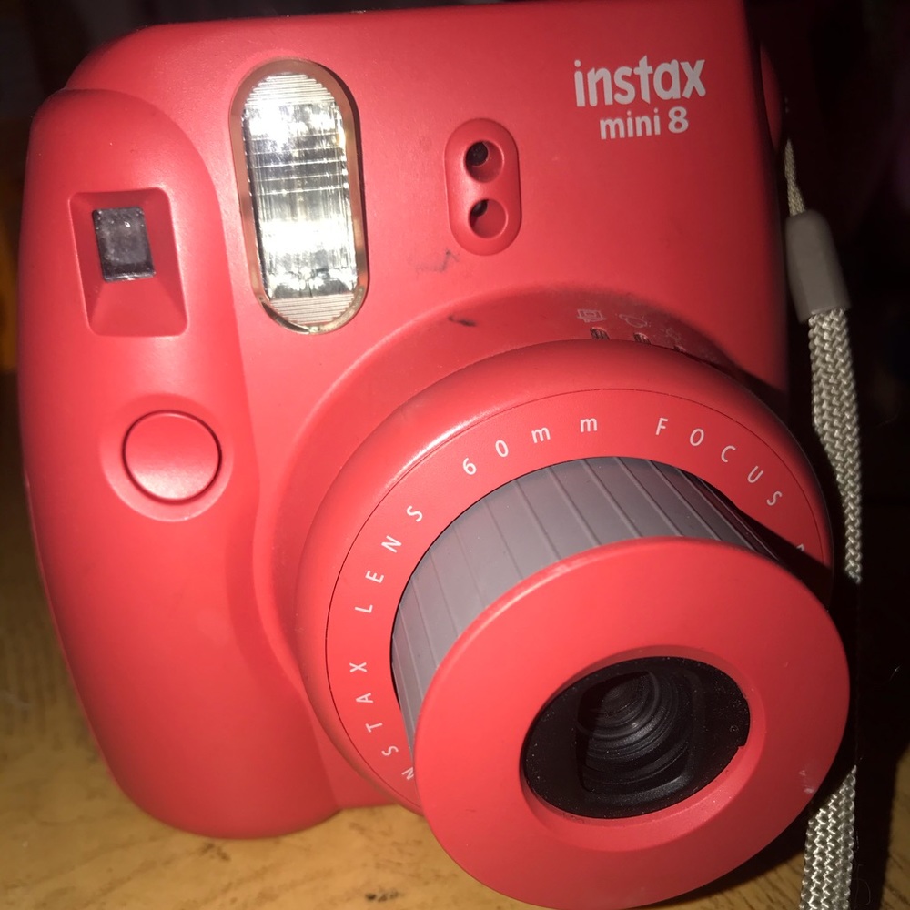 A FujiFilm Instax Mini 9 Bundle